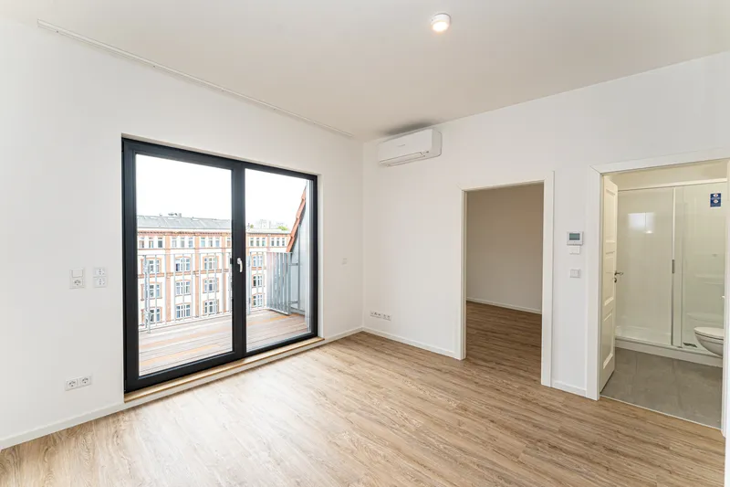 Your choice in trendy F. Hain: Sun-filled attic apartments with terraces! Für DE scrollen — photo 1